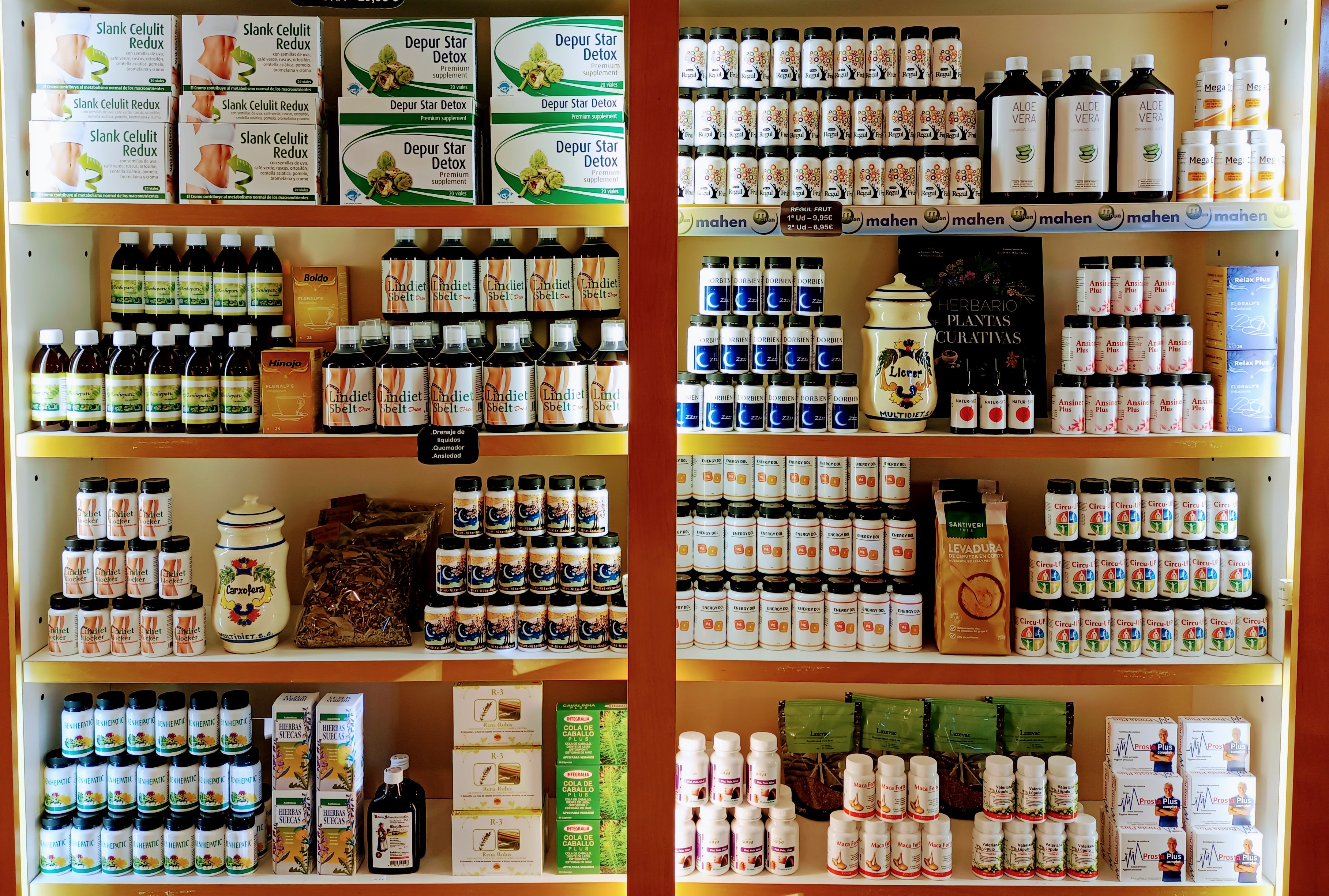 Suplementos naturales para digestión, defensas y articulaciones en tienda de dietética en Barcelona